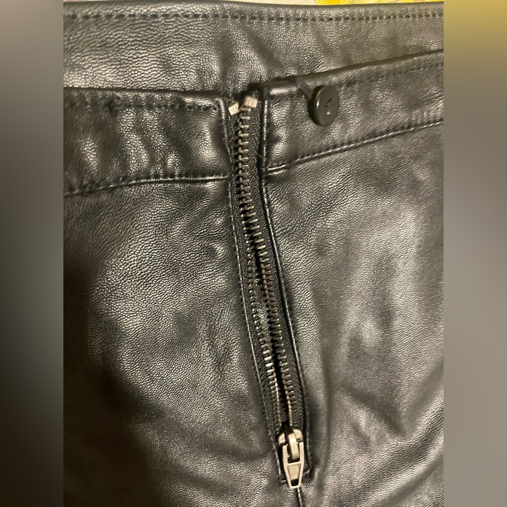 Divided Leather-Style Pants - Picture 5 of 6